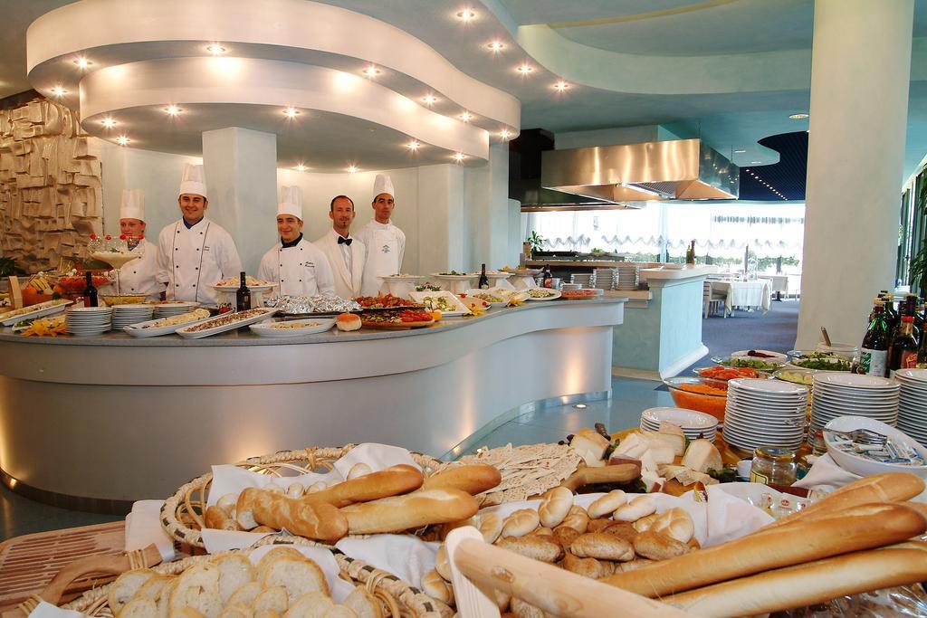 Hotel Le Palme - Premier Resort ميلانو ماريتيما المظهر الخارجي الصورة