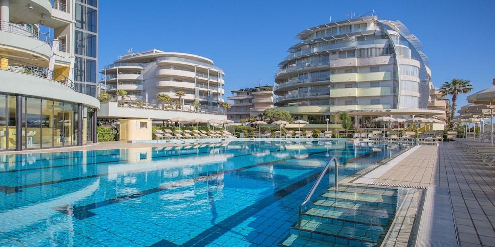 Hotel Le Palme - Premier Resort ميلانو ماريتيما المظهر الخارجي الصورة