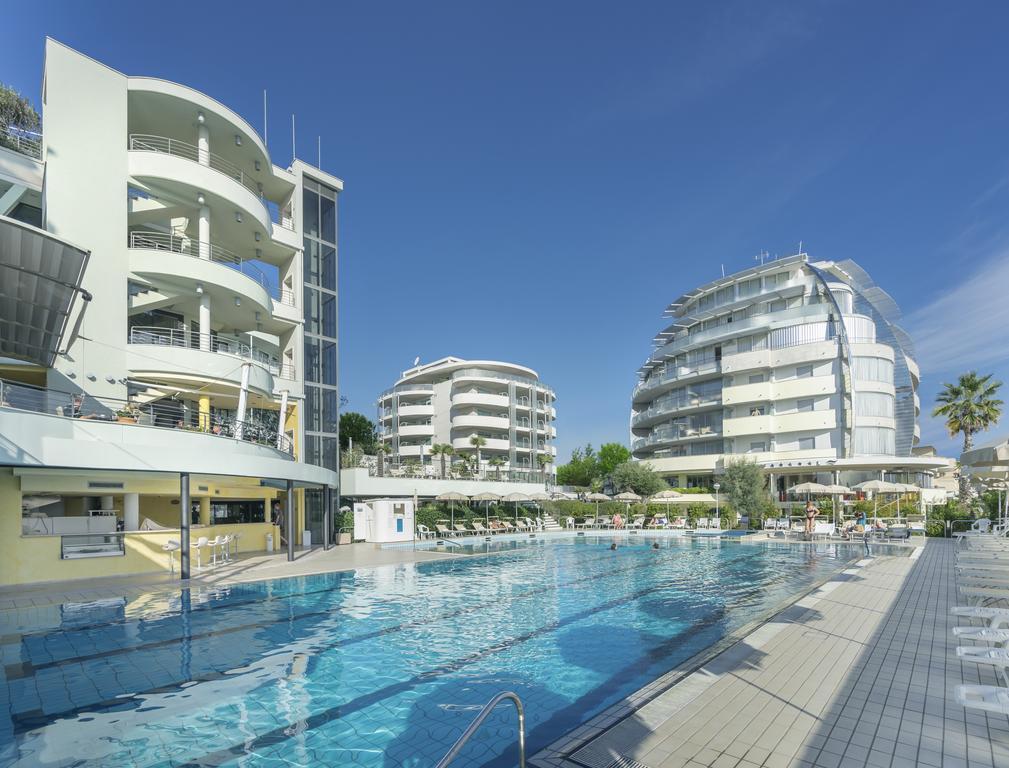 Hotel Le Palme - Premier Resort ميلانو ماريتيما المظهر الخارجي الصورة